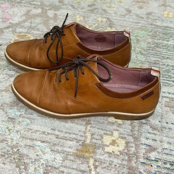 Pikolinos brown lace up dress shoes sz 37