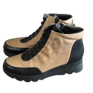 Pitillos Womens Two-Tone Black &amp; Beige Leather Ankle Boots Size 40 Made in Spain