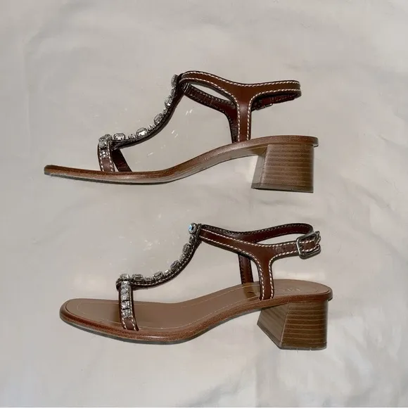 Prada | Tan Leather Sandals