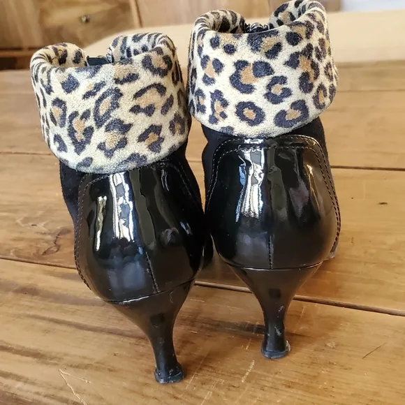 Prevata Made in Italy Women's Black Suede Leopard Cuff Heeled Boots Size 6