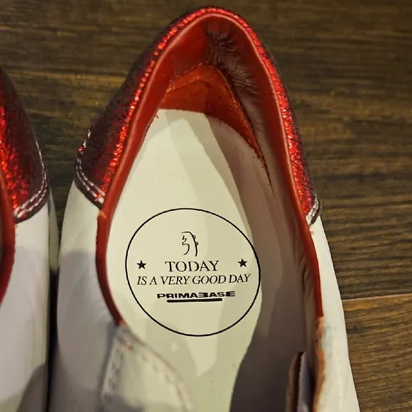 Primabase Forma White and Gold Sneakers with Red Accents Sz 39