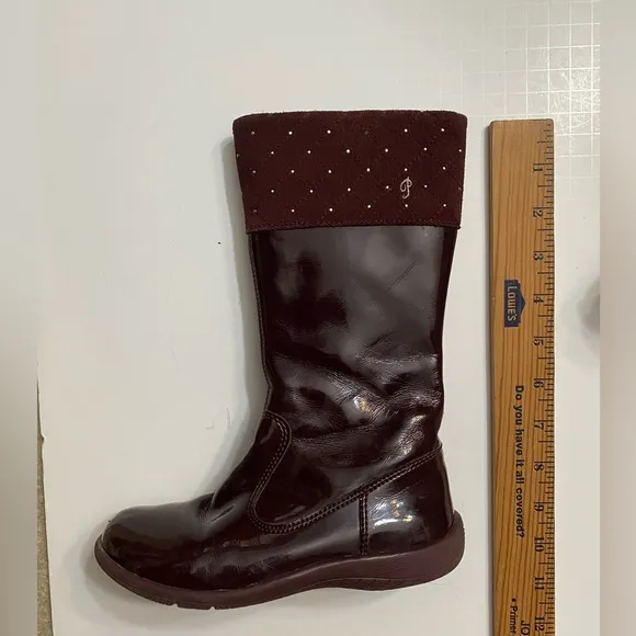 Primigi kids Fall patent leather fancy boots maroon/ burgundy color.