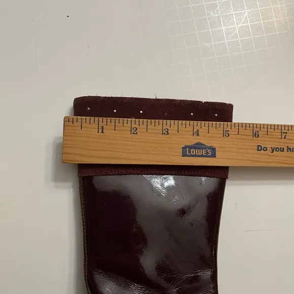 Primigi kids Fall patent leather fancy boots maroon/ burgundy color.
