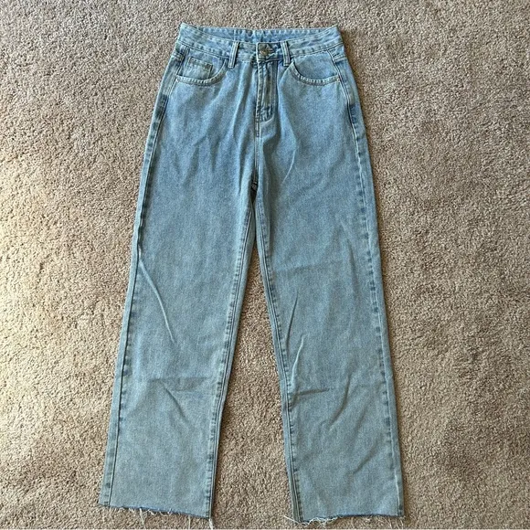Princess Polly PP DNM Kalinda Light Wash Denim Blue Jeans Size 4