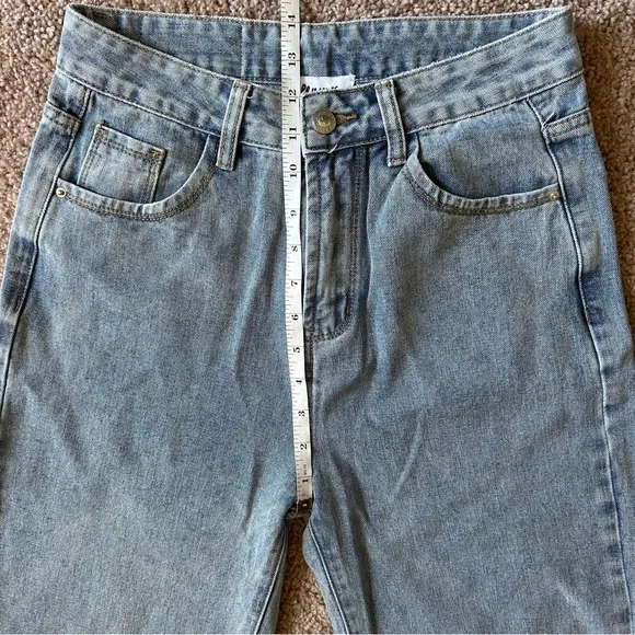 Princess Polly PP DNM Kalinda Light Wash Denim Blue Jeans Size 4