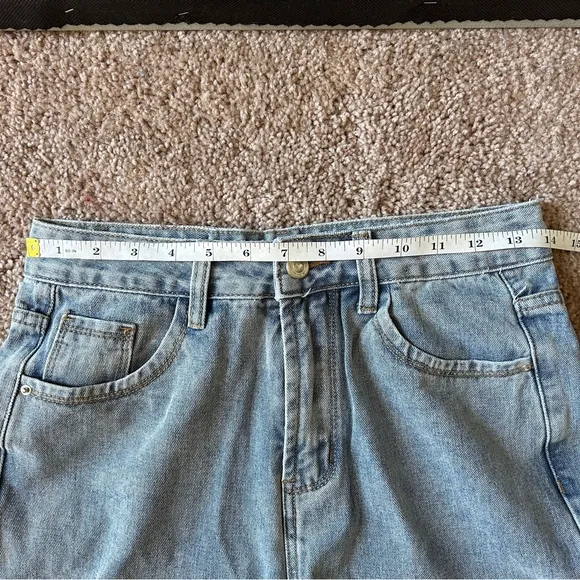 Princess Polly PP DNM Kalinda Light Wash Denim Blue Jeans Size 4