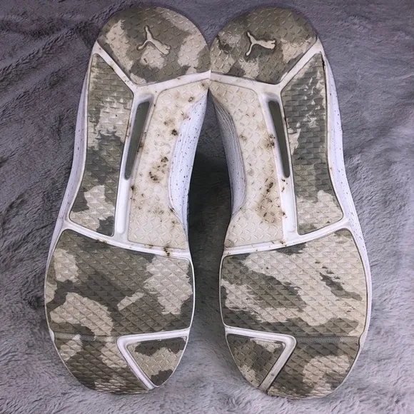 Puma Camo Slip on Sneakers Size: 8.5 Woman’s