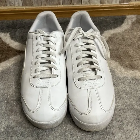 🆕Puma Classic White Sneakers