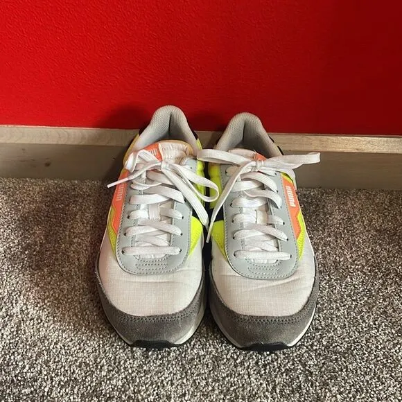 PUMA Future Rider Play On Men’s sneakers Size 6.5