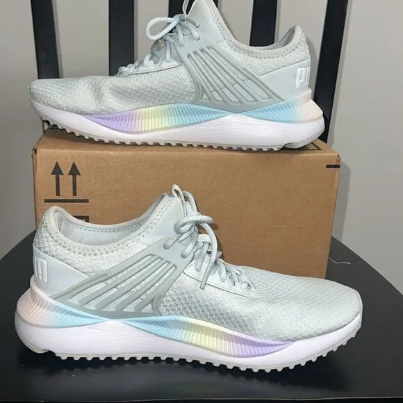 Puma Lightweight sneaker la blue white pink