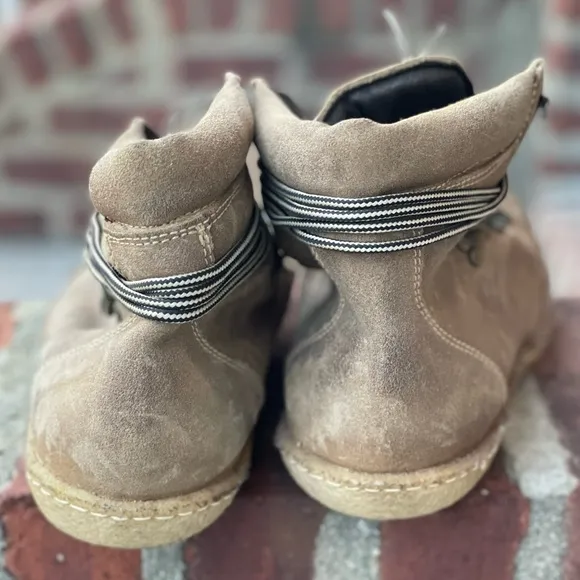 Punto Pigro(wob) never worn boots, beige, size 42