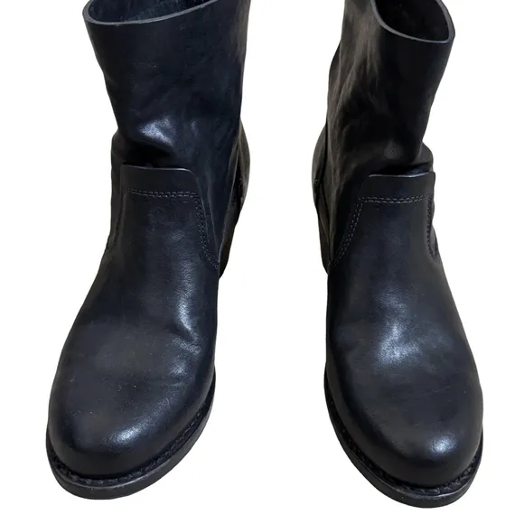 Rag &amp; Bone 37.5 EU Leather Slip On Heeled Moto Boots Black 2 inch heel