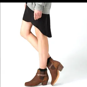 Rag &amp; Bone Goodyear Brown Suede Chelsea Ankle Boots Size 7.5