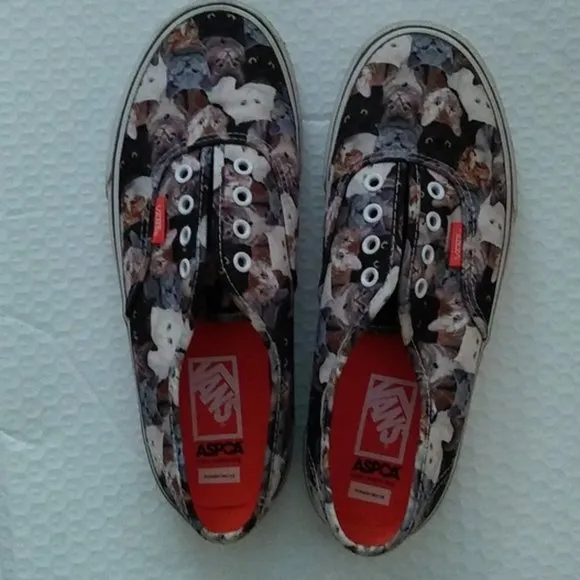 Rare Special Edition Vans Kids X ASPCA Cat Kitten Shoes Sneakers Sz 3.5