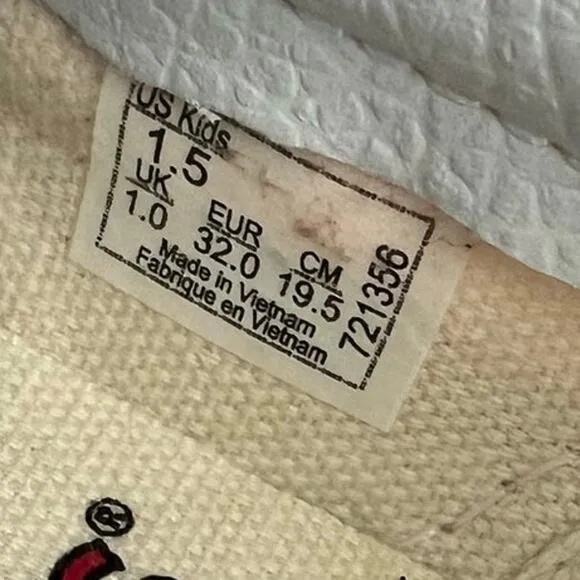 RARE Vans x Peanuts Classic Slip-On Smack/Pearl Kids Sneakers- SZ 1.5 Y