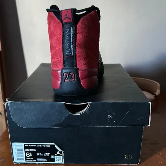 Red and Black High-Top Sneakers Jordan 12, reverse flu game