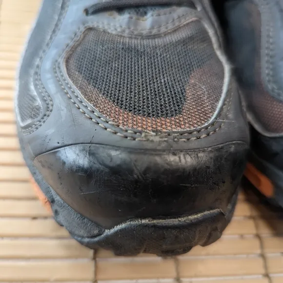 RED WING #6338 SAFETY TOE Athletic WORK SHOE men's sz US 9.5DSpeed, agility and