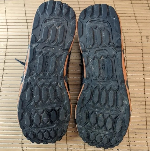 RED WING #6338 SAFETY TOE Athletic WORK SHOE men's sz US 9.5DSpeed, agility and