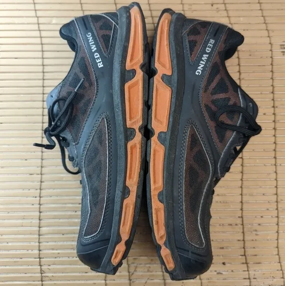 RED WING #6338 SAFETY TOE Athletic WORK SHOE men's sz US 9.5DSpeed, agility and