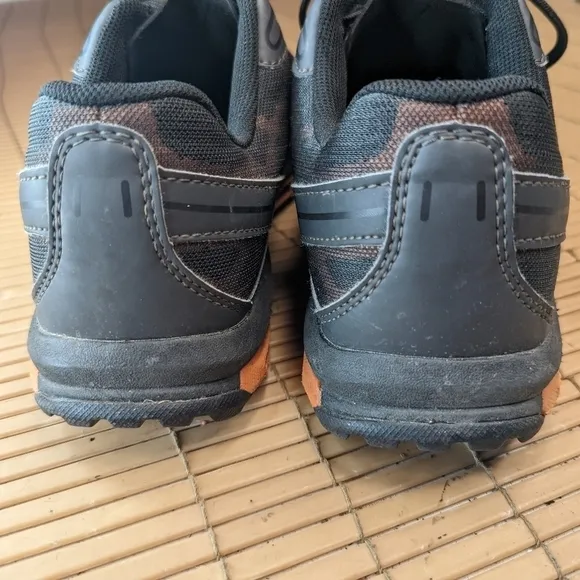RED WING #6338 SAFETY TOE Athletic WORK SHOE men's sz US 9.5DSpeed, agility and