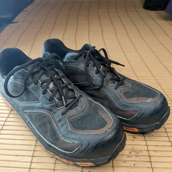 RED WING #6338 SAFETY TOE Athletic WORK SHOE men's sz US 9.5DSpeed, agility and