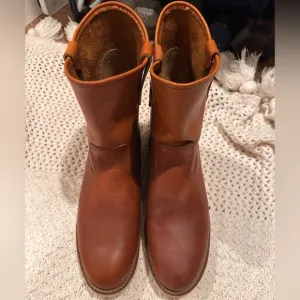RED WING PECOS SIZE 13 Men's Brown Leather Boots soft toe.