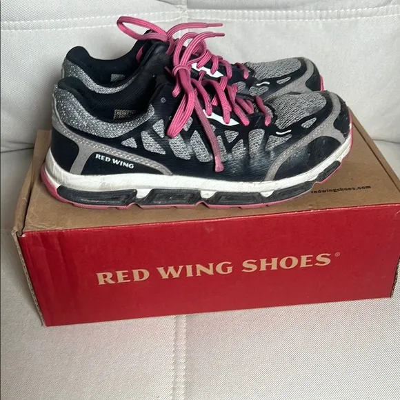Red Wing Women’s Black and Pink Steel Toed Shoes Size 7