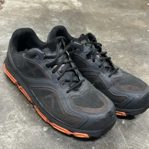 Red wings shoes