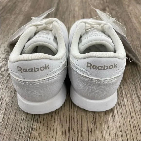 𝅺Reebok Baby White Casual Sneakers