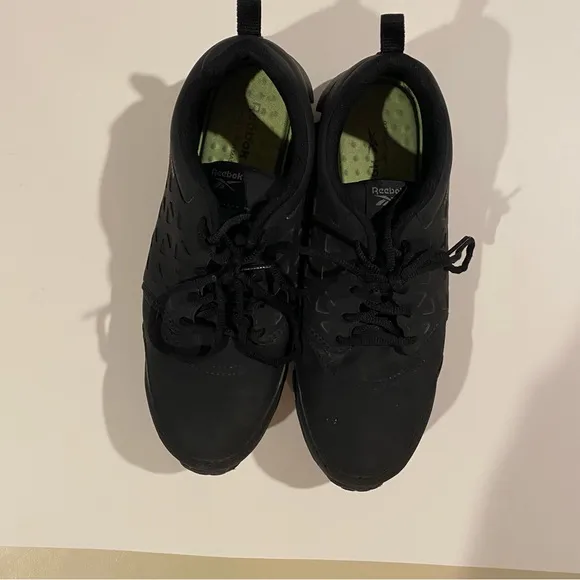 Reebok Shoes Men’s 10M Black Lace Up Steel Toes Sneaker Work Safety Footwear