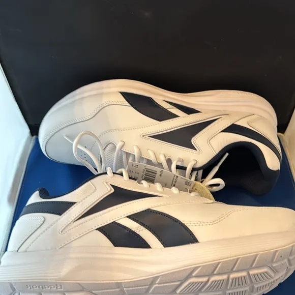 Reebok White and Navy Sneakers men’s size 13 NEW