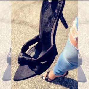 RESELLERS BUNDLE OF 4 NIB Black satin heels (runs small pls read)
