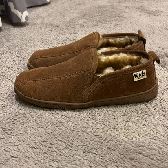 RJS Fuzzies Sheepskin Slippers House Shoes brown Mens Size 8