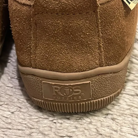 RJS Fuzzies Sheepskin Slippers House Shoes brown Mens Size 8