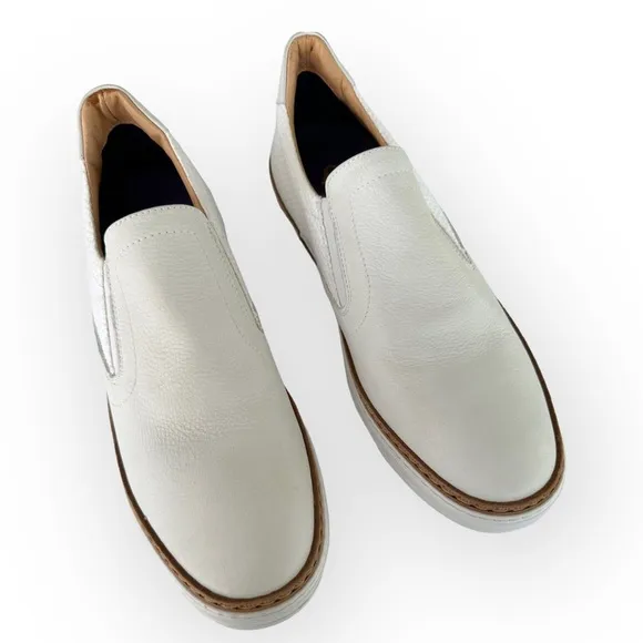Robert Graham • Hanover Leather Linen Slip On Sneakers