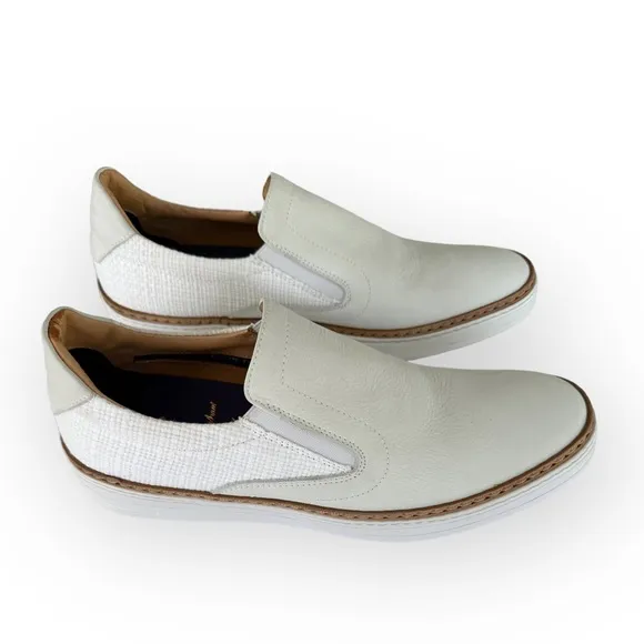 Robert Graham • Hanover Leather Linen Slip On Sneakers