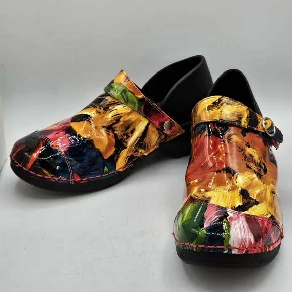 Rocky slip resistant Tropicana 2&quot; clog size 8- 8.5