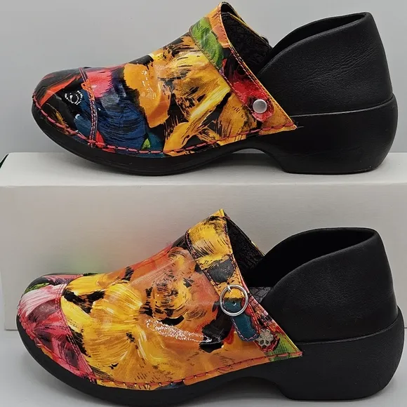 Rocky slip resistant Tropicana 2&quot; clog size 8- 8.5
