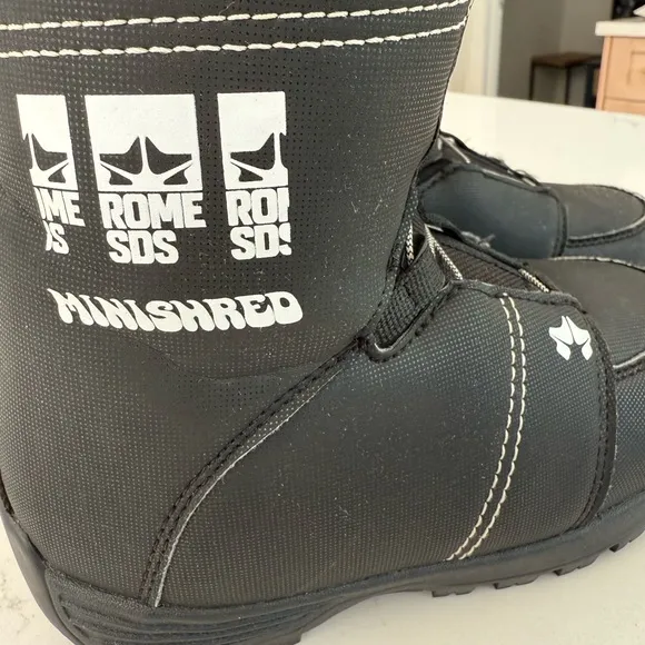 Rome mini shred kids boa snowboard boots 13C