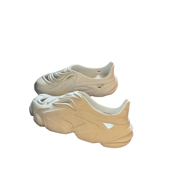 Rose in Good Faith Shoes White Cutouts Men’s Size 9 NEW IN BOX