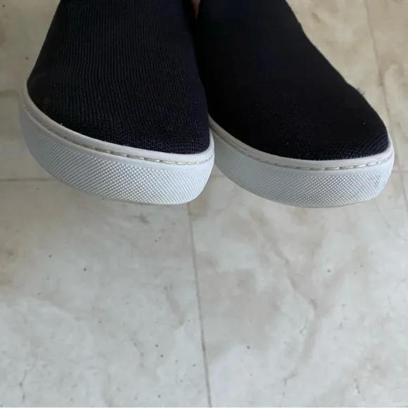 Rothy’s Black Knit Slip on Low Top Sneakers Flats Women's Size 10.5