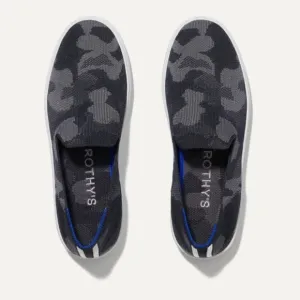 🤍🖤Rothy’s Camo gray and black slip on sneakers🖤🤍 size 7.5