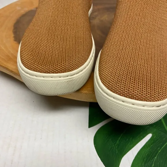 Rothy’s CHELSEA Pumpkin Spice Slip On Hi Top Sneakers