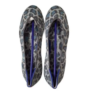 Rothys Size 6.5 Grey Spot Animal Print The Flat Shoes‎