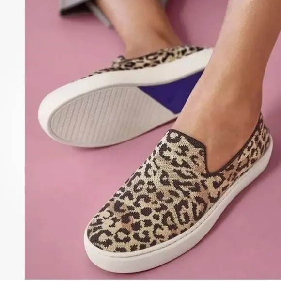 Rothys SZ 7 Leopard Print Slip-On Sneakers.
