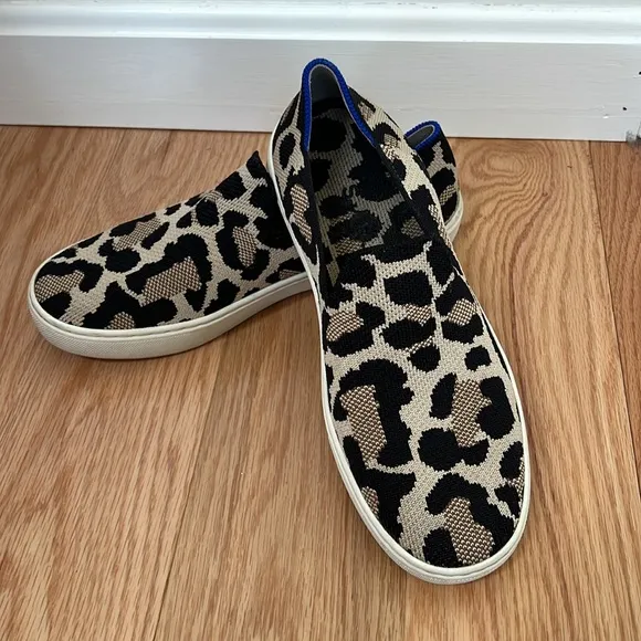 Rothys SZ 7 Leopard Print Slip-On Sneakers.
