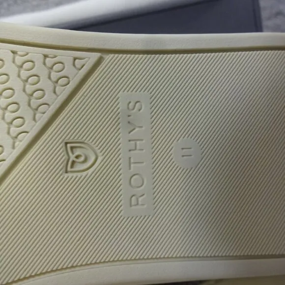 Rothy’s The Merino Women's Size 11 US Cloud Gray Comfort Slip On Sneakers