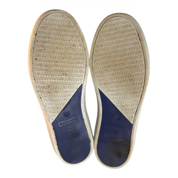 Rothy’s The Original Slip On Sneakers Size 9.5 Sand / Beige Slip-On Sneakers