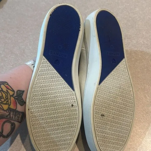 ROTHY’S White Slip On Sneakers