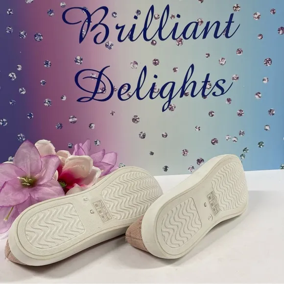 💗SALE! MEIKA SLIP ON SNEAKERS